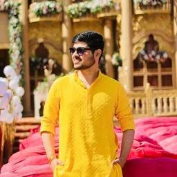 Yash Kapoor, founder of DevDiggers