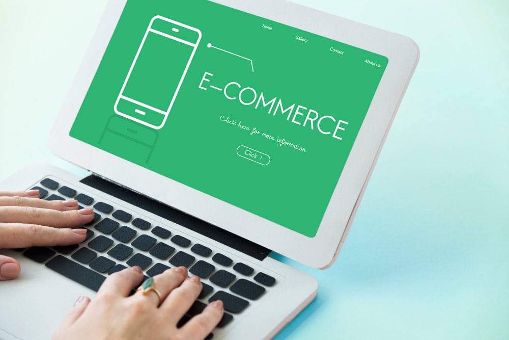 Essential Features of Hybrid Ecommerce Platform
